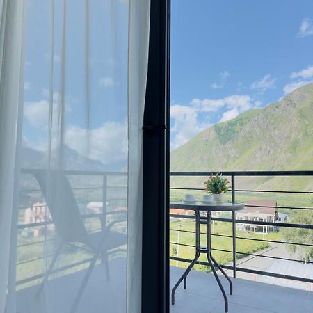 Chalet Kazbegi Hotel Exterior photo